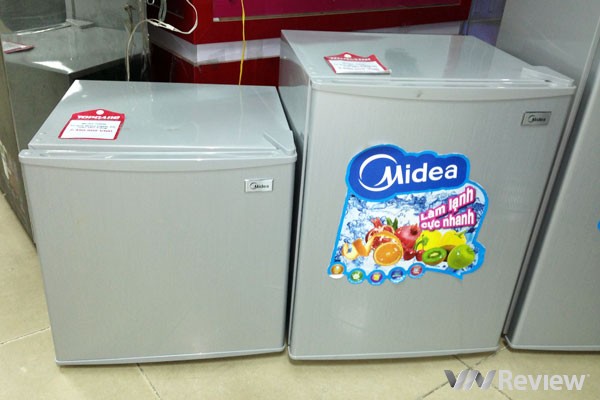 tủ lạnh cũ 50 lít làm được đá sanyo. giá rẻ, mới 80%